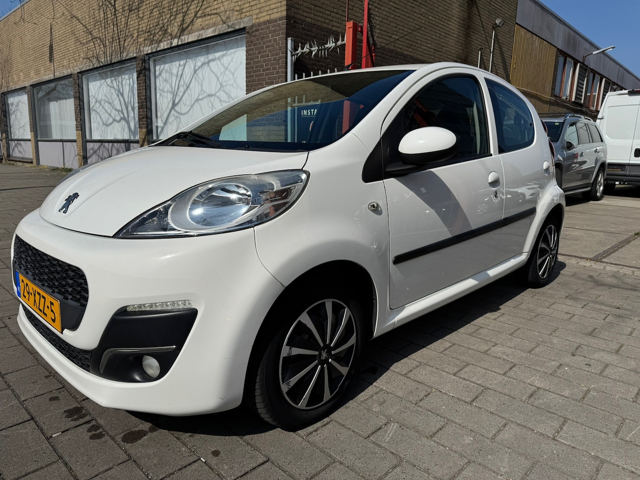 Peugeot 107 - 1.0 Active AIRCO/NAP - AutoWereld.nl
