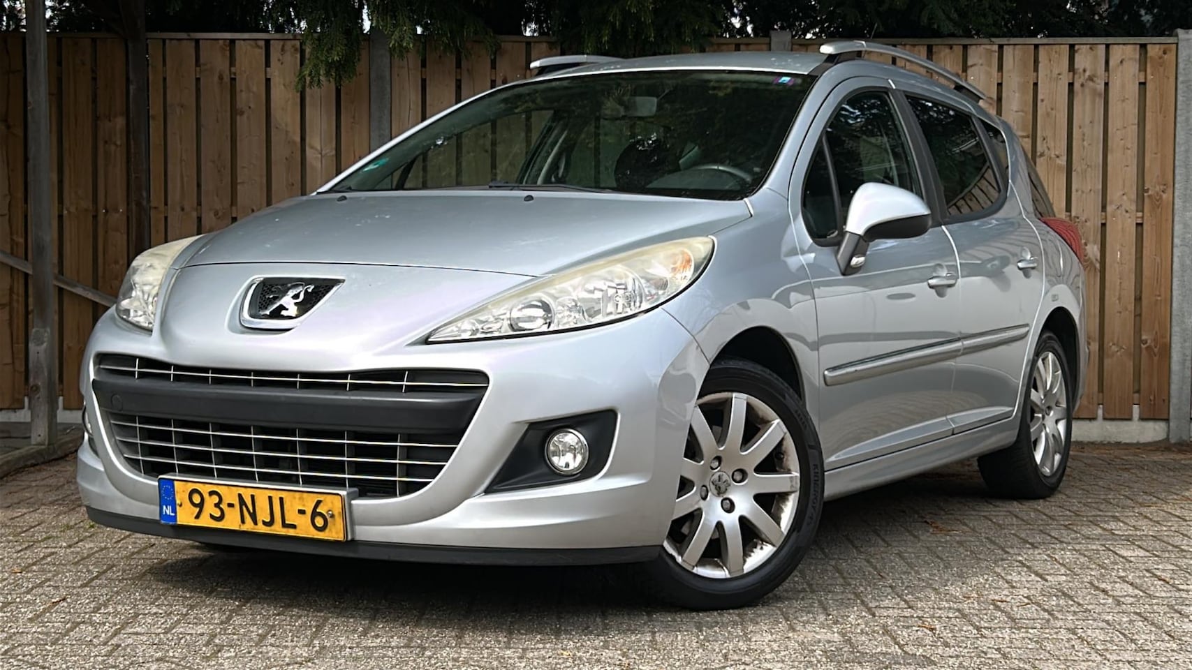 Peugeot 207 SW - 1.6 VTi Sportium 1.6 VTi Sportium - AutoWereld.nl
