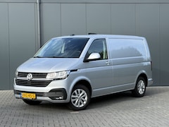 Volkswagen Transporter - 2.0 TDI 150 PK HIGHLINE / DSG AUTOMAAT / L1H1 / SORTIMO INRICHTING / TREKHAAK / CAMERA / A