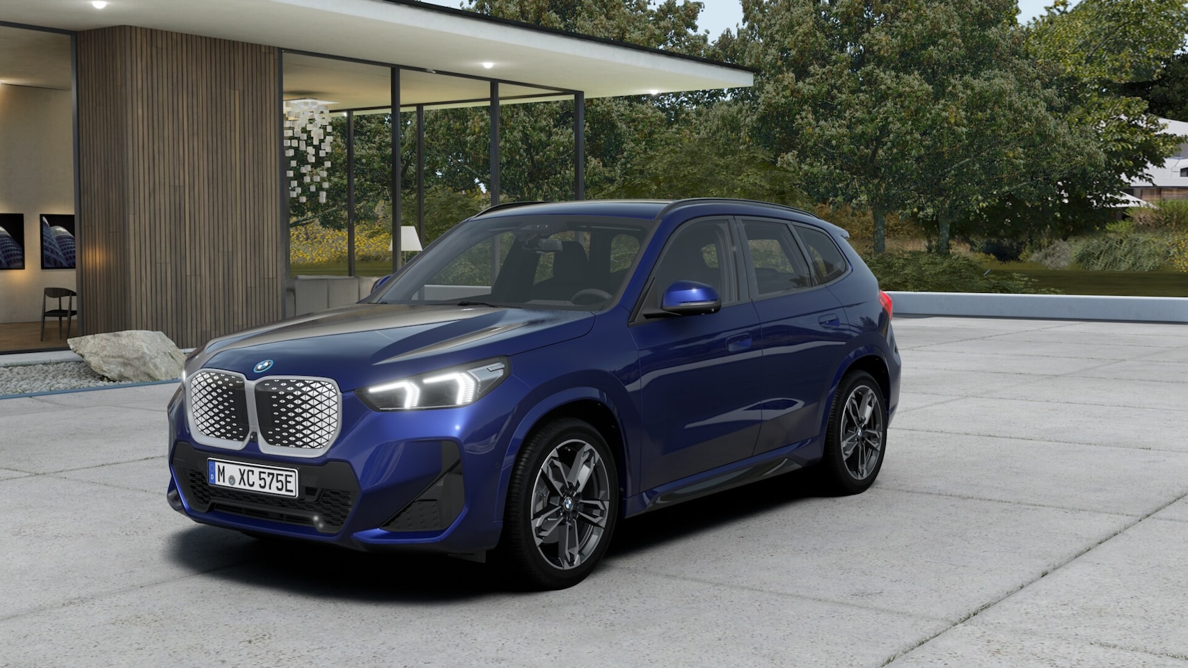 BMW iX1 - eDrive20 M Sport / Sportstoelen / Comfort Access / Head-Up / Harman Kardon / Adaptieve LED - AutoWereld.nl