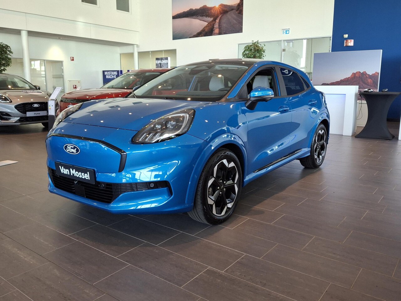 Ford Puma Gen-E - Premium 44 kWh | €3000 Ford voordeel | Nieuw te bestellen| Panoramadak | Winter Pack | Afn - AutoWereld.nl
