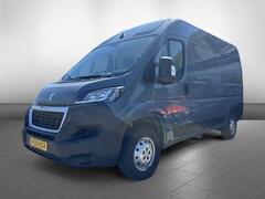 Peugeot Boxer - 335 L2H2 Premium 140 PK | 3 Zits | Camera