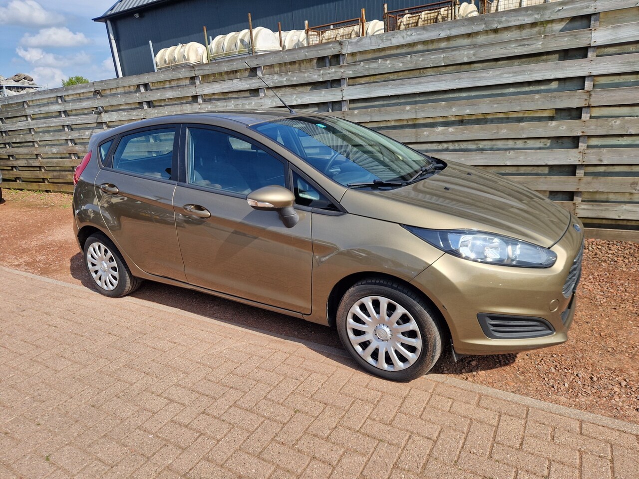 Ford Fiesta - 1.0 Style Airco, Navigatie - AutoWereld.nl