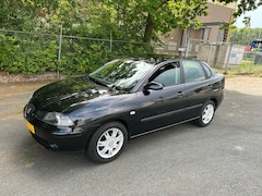 SEAT Cordoba - 1.4-16V Reference KRIJGT NIEUWE APK BIJ AFLEVERING