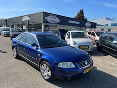 Volkswagen Passat - 2.3 V5 Sportline(st-bekr, clima, cruise-control, lmv, bj03, 1799, -)
