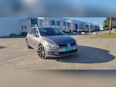 Volkswagen Golf - 1.6 TDI Business Edition