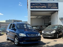 Opel Zafira - 1.8-16V Elegance nap navi airco trekhak