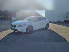Volvo V40 - 1.6 D2 R-Design