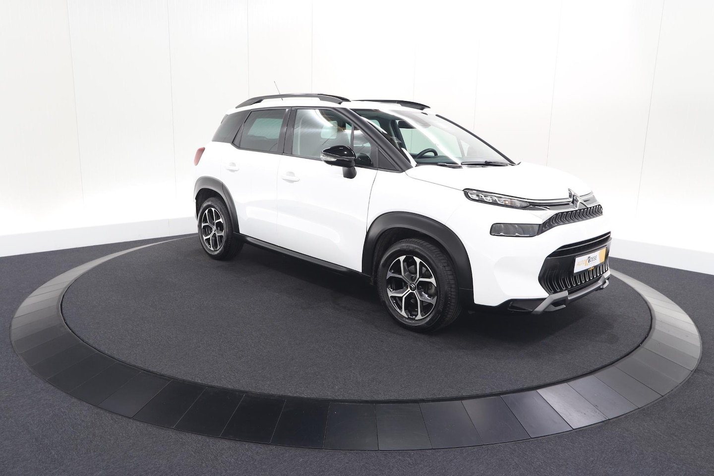 Citroën C3 Aircross - PureTech 130 EAT6 Plus | Stoelverwarming | Parkeersensoren | Apple Carplay - AutoWereld.nl