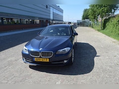 BMW 5-serie - 550xi High Executive V8 408 PK 4 WIEL DRIVE /LEDER/NAVI/HEAD UP