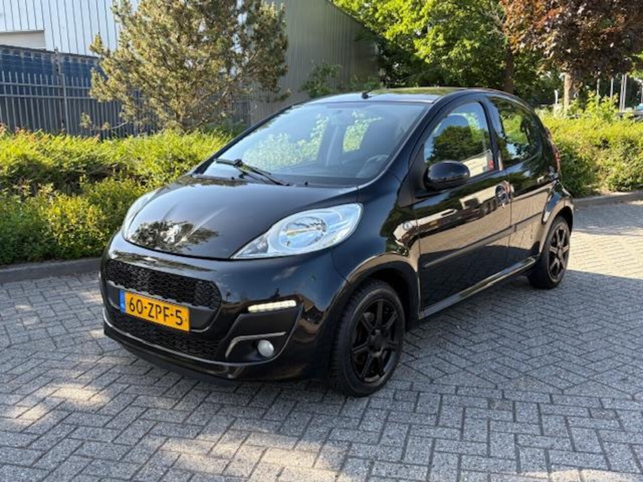 Peugeot 107 - 1.0 Active 1.0 Active - AutoWereld.nl
