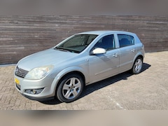 Opel Astra - 1.6 Temptation