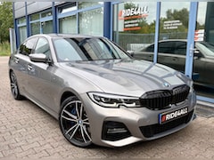 BMW 3-serie - 330e/M-SPORT/CARPLAY/CAMERA/292PK