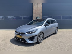Kia Cee'd Sportswagon - Ceed 1.5 T-GDi 140PK GT-PlusLine Aut. | El. Panoramadak | JBL | Sportstoelen+memory | Adap