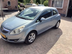 Opel Corsa - 1.2-16V Business nieuwe apk tot5-2026 zo ingeruild zo weg