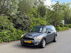 MINI Clubman - 1.6 CLUBMAN S 174PK XENON/PANORAMA ORIGINELE KILOMETERS