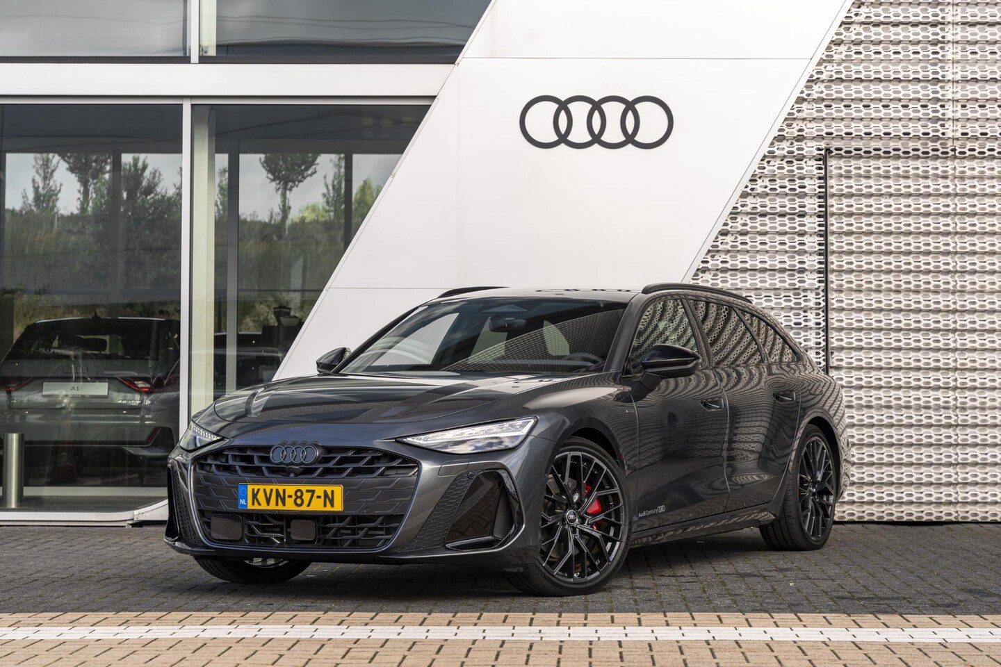 Audi A6 Avant - S edition 2.0 TFSI e 220 kW / 299 PK Avant 7 versn | pano | luchtvering | - AutoWereld.nl