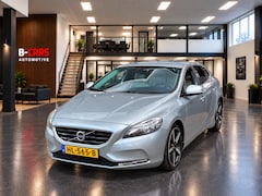 Volvo V40 - 1.6 D2 Summum R-Design|StoelMM|Aut|Leer|Camera|