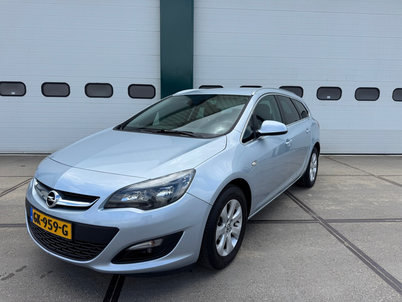 Opel Astra Sports Tourer - 1.4 Turbo Edition 1.4 Turbo Edition - AutoWereld.nl