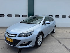 Opel Astra Sports Tourer - 1.4 Turbo Edition