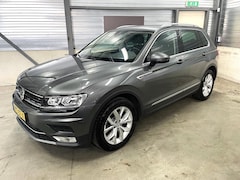 Volkswagen Tiguan - 1.4 TSI 4Motion 2000kg trekgewicht ACC carplay dealer onderhouden