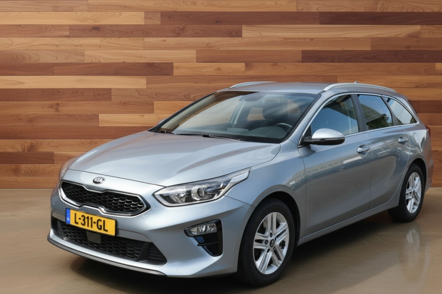 Kia Cee'd Sportswagon - Ceed 1.0 T-GDi DynamicLine | HYBRIDE | AUTOMAAT | CARPLAY | CAMERA - AutoWereld.nl