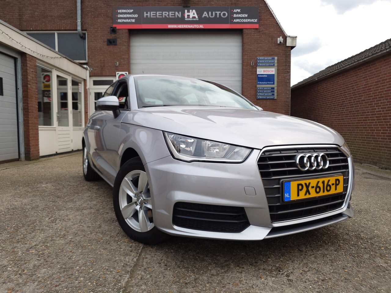 Audi A1 Sportback - 1.0 TFSI 1.0 TFSI, Dealer onderhouden, 1e Eigenaar, Automaat - AutoWereld.nl