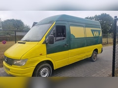 Mercedes-Benz Sprinter - 208D 312D LANG HOOG MANUEEL
