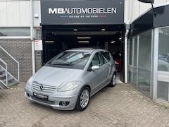 Mercedes-Benz A-klasse - 200 Elegance/ /APK/Nap/Airco/Vol Leder Grijs/NL auto