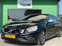 Volvo V60 - 1.6 T3 R-Design|2e Eigenaar|Automaat|Navigatie|Climatronic|CruiseControl|