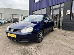 Volkswagen Golf - 1.6 Trendline