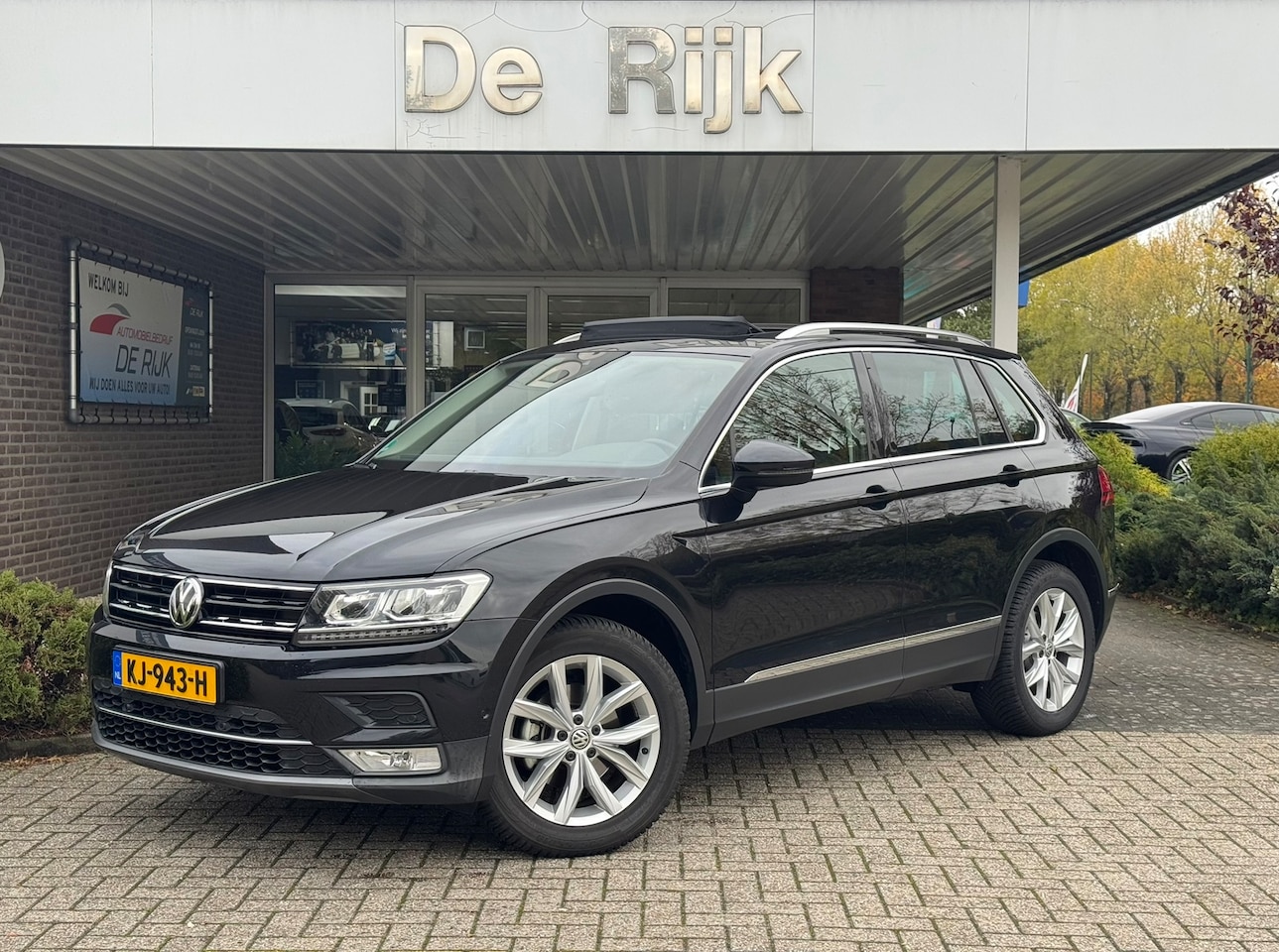Volkswagen Tiguan - 1.4 TSI ACT Highline | Pano, ACC, Navi, Carplay/Android, Camera, Virtual Cockpit, Stoelver - AutoWereld.nl