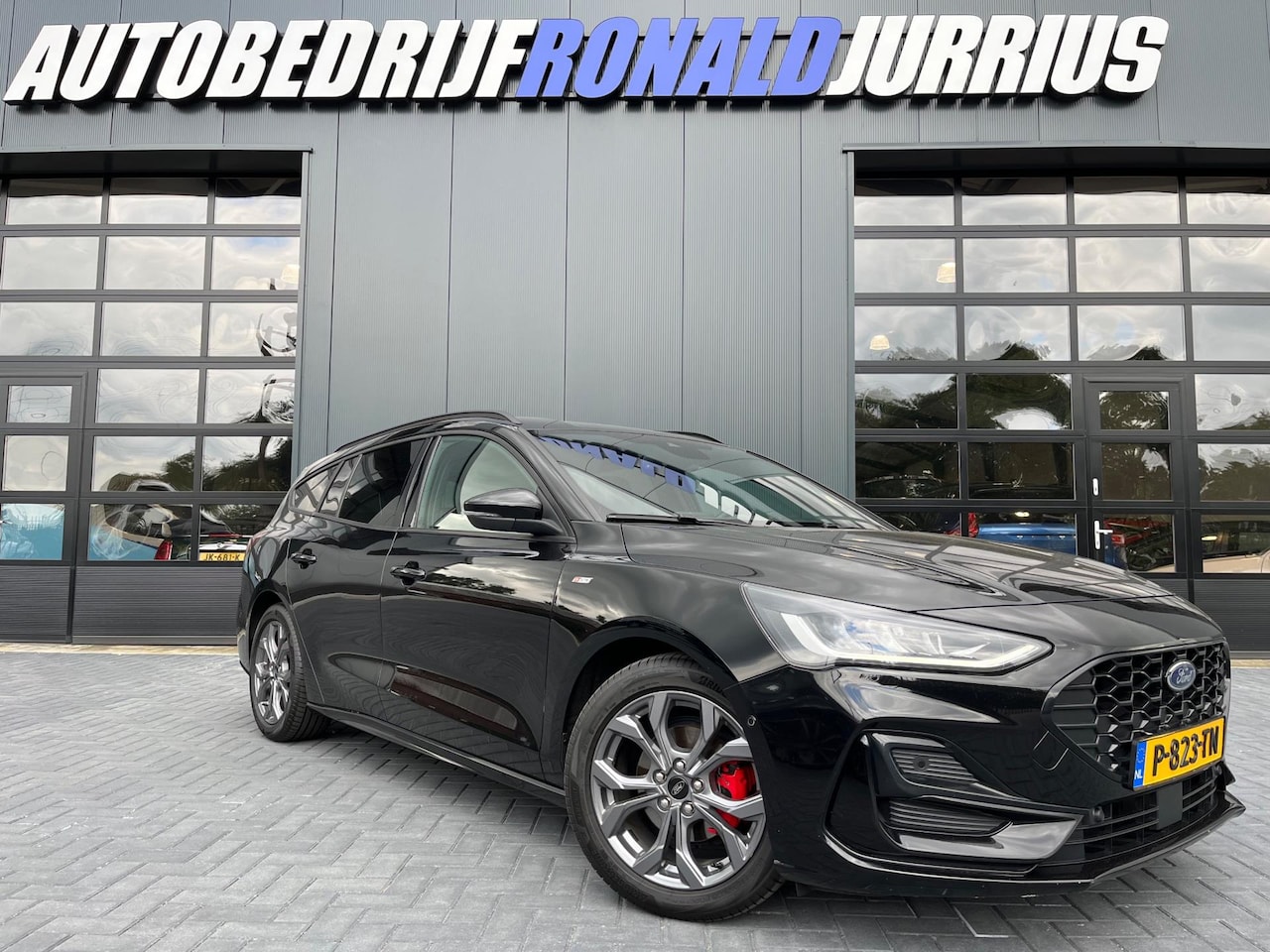 Ford Focus Wagon - 1.0 EcoBoost Hybrid ST Line Style NL.Auto/Nieuw-Model/Camera/WinterPack/Clima/1Ste Eigenaa - AutoWereld.nl