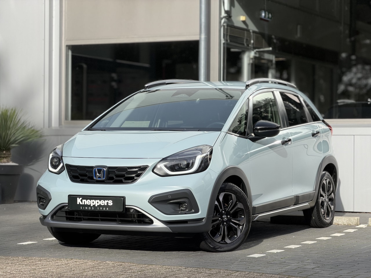 Honda Jazz - 1.5 e:HEV Advance Crosstar | GEEN AFLEVERKOSTEN | Navigatie, Parkeersensoren, Apple/Andro - AutoWereld.nl