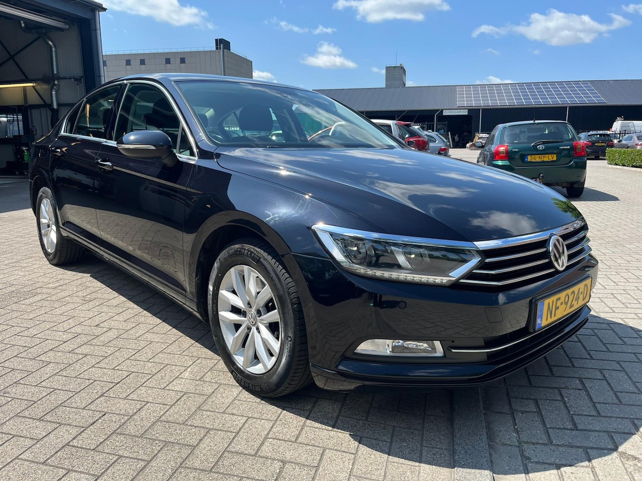 Volkswagen Passat - 1.4 TSI Comfortline 1.4 TSI Comfortline - AutoWereld.nl