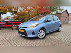 Toyota Yaris - 1.5 Full Hybrid Aspiration-camera-2013