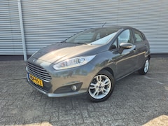 Ford Fiesta - 1.0 Titanium Airco, parkeersensoren achter, lichtmetalen wielen,
