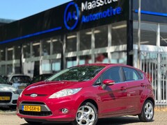 Ford Fiesta - 1.25 Nieuwe APK Cruise Airco Xenon Park.sensoren LM velgen Luxe uitvoering