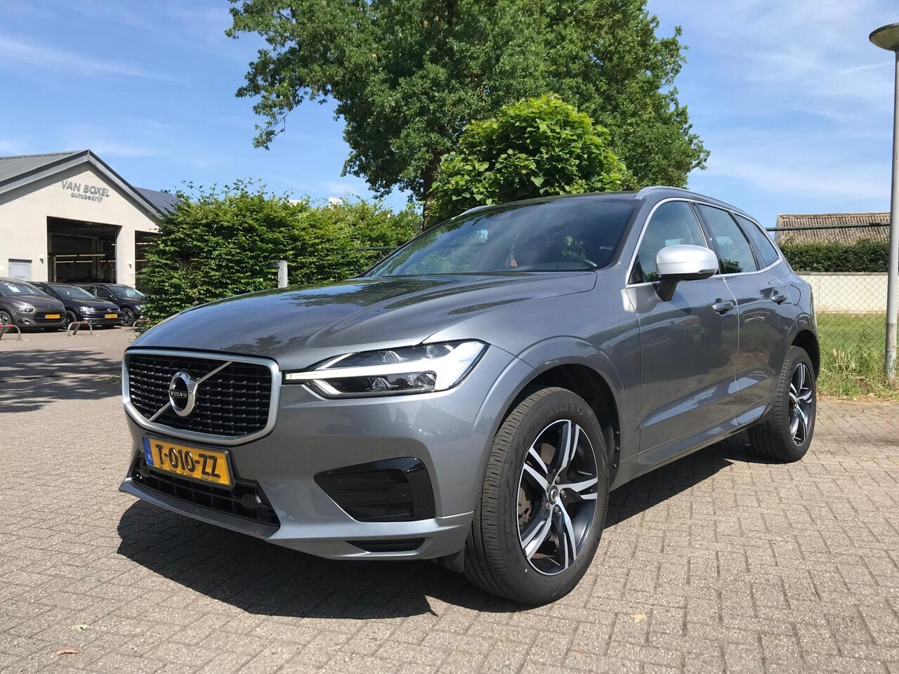 Volvo XC60 - 2.0 T4 Inscription R-design - AutoWereld.nl