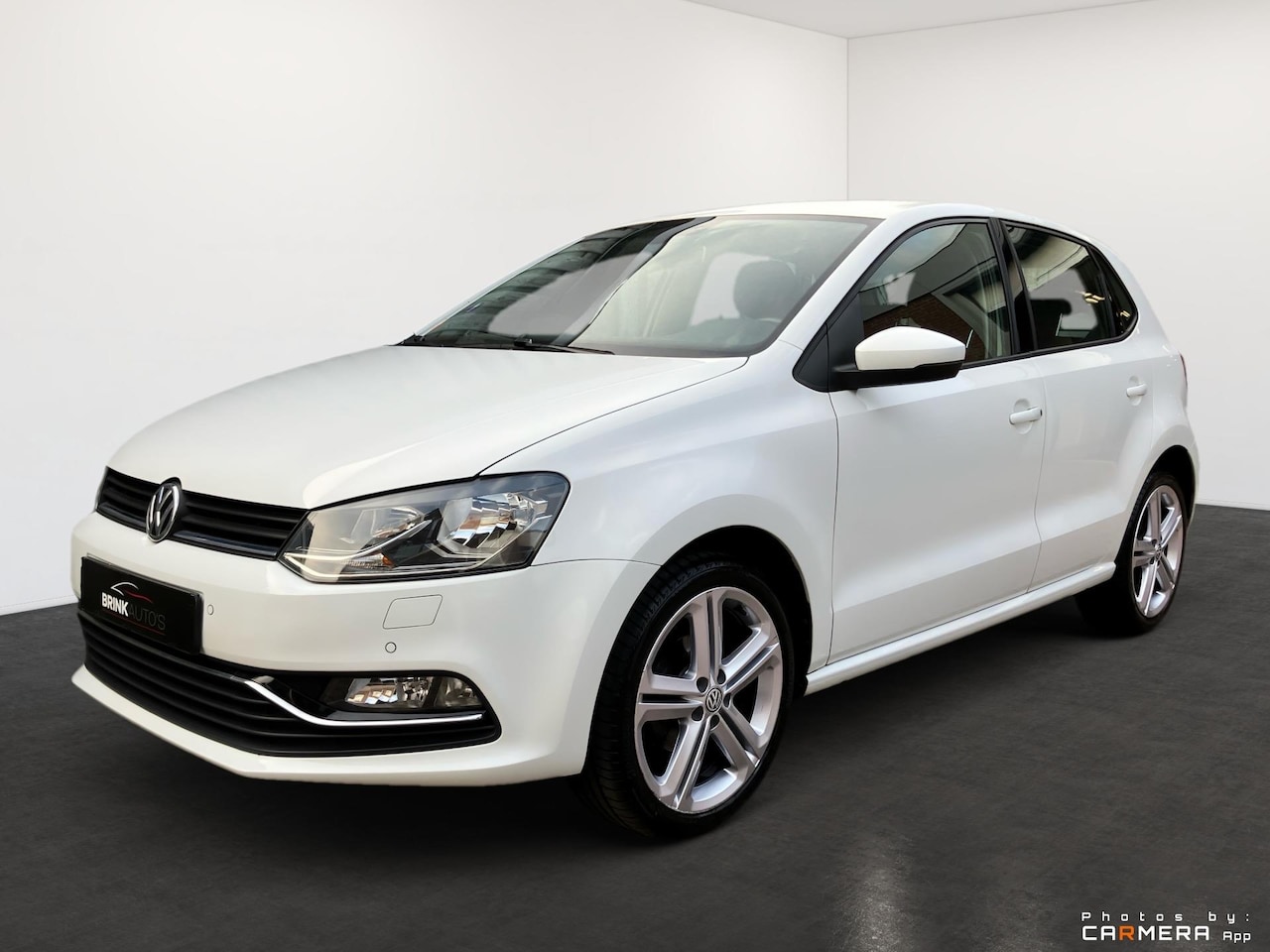 Volkswagen Polo - 1.2 TSI Highline pdc clima cruise 17” R-line velgen - AutoWereld.nl