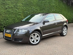 Audi A3 - 1.4 TFSI Attraction /AIRCO IJSKOUD/CRUISE/RIJDTSUPER/