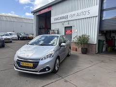 Peugeot 208 - 1.2 PureTech Allure Clima, cruise, navi, pdc achter