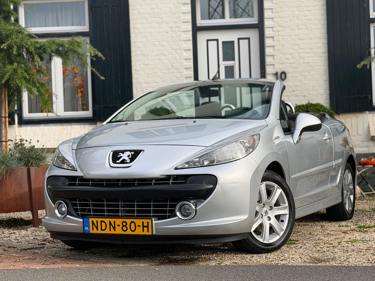 Peugeot 207 CC - 1.6 VTi|Cabrio|Airco|Nette auto! - AutoWereld.nl