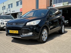 Ford Kuga - 1.6 Titanium 4WD First Edition