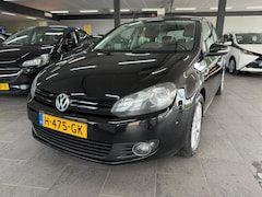 Volkswagen Golf - 1.6 TDI BlueMotion 5-deurs navi clima cruise controle lm-velgen elektrische pakket parkeer