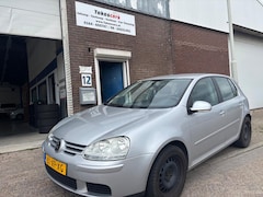 Volkswagen Golf - 1.6 FSI Optive 3