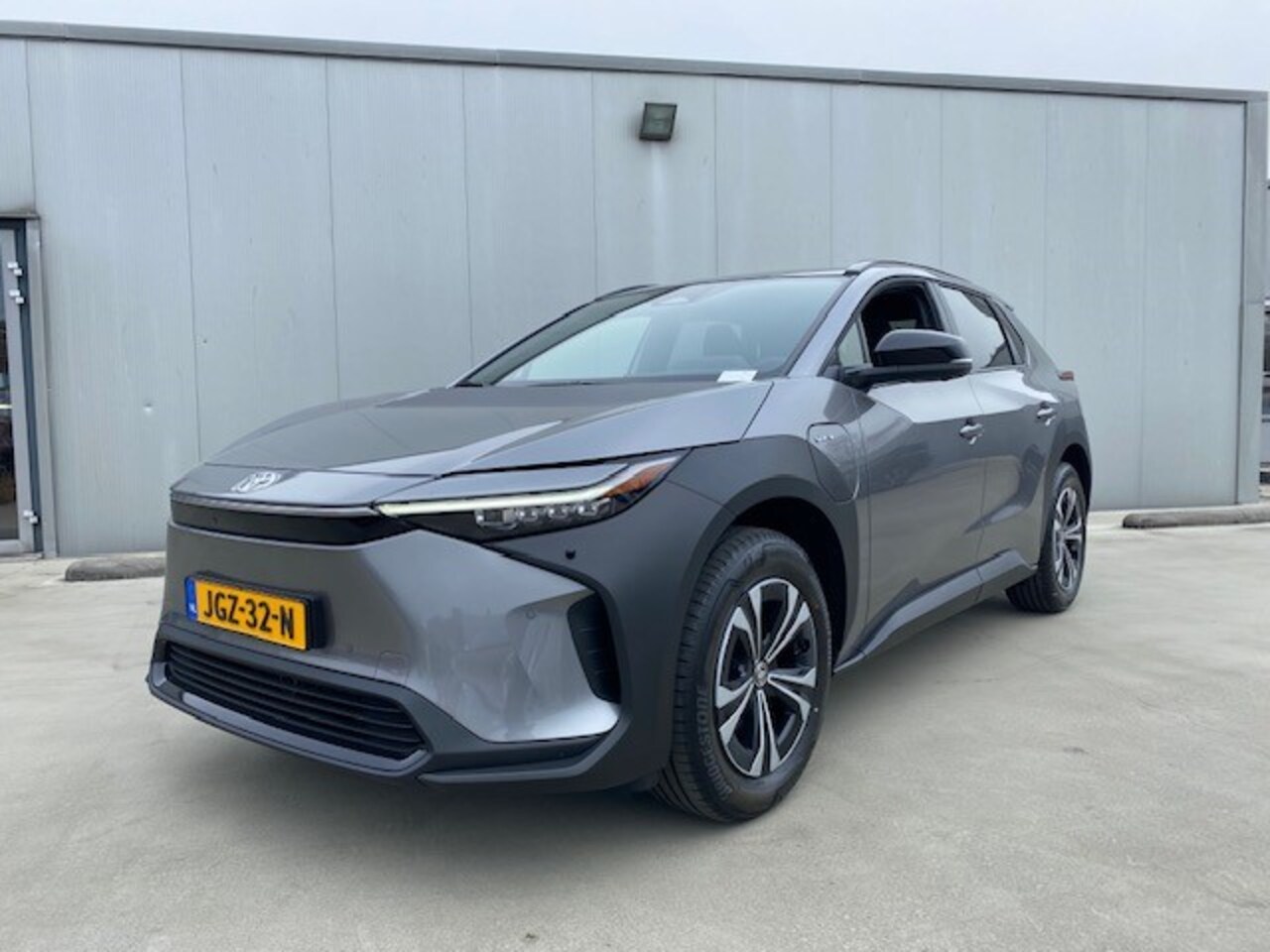 Toyota bZ4X - Dynamic | Navigatie | 500KM WLTP | Warmtepomp | Nieuw uit voorraad leverbaar! | - AutoWereld.nl
