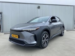 Toyota bZ4X - Dynamic | Navigatie | 500KM WLTP | Warmtepomp | Nieuw uit voorraad leverbaar |