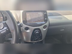 Toyota Aygo - 1.0 VVT-i x-clusiv