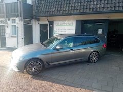 BMW 5-serie Touring - 530i High Executive
